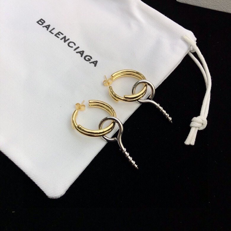 Ba*len*cia*ga earrings